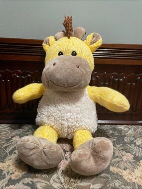 Spark Create Imagine Yellow Giraffe Plush Stuffed Animal Rattle Brown Tan Knit